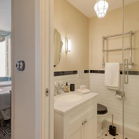 Grand Terrace Flat - Happy شقة *